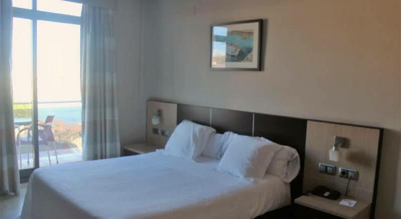 Flamingo 4*